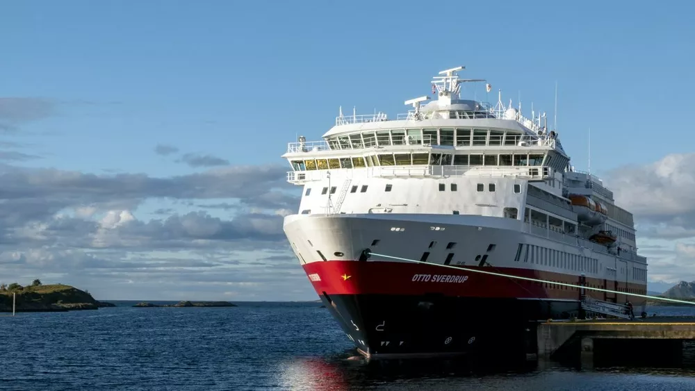 MS Otto Sverdrup Hurtigruten foto Hurtigruten 11