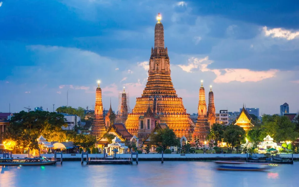 Bangkok Thailand Wat Arun i Stock 000039370158 Medium 1280x853