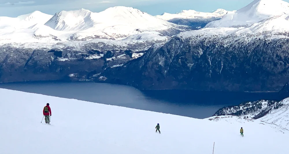 Strandafjellet IKKE GJENBRUK foto npk