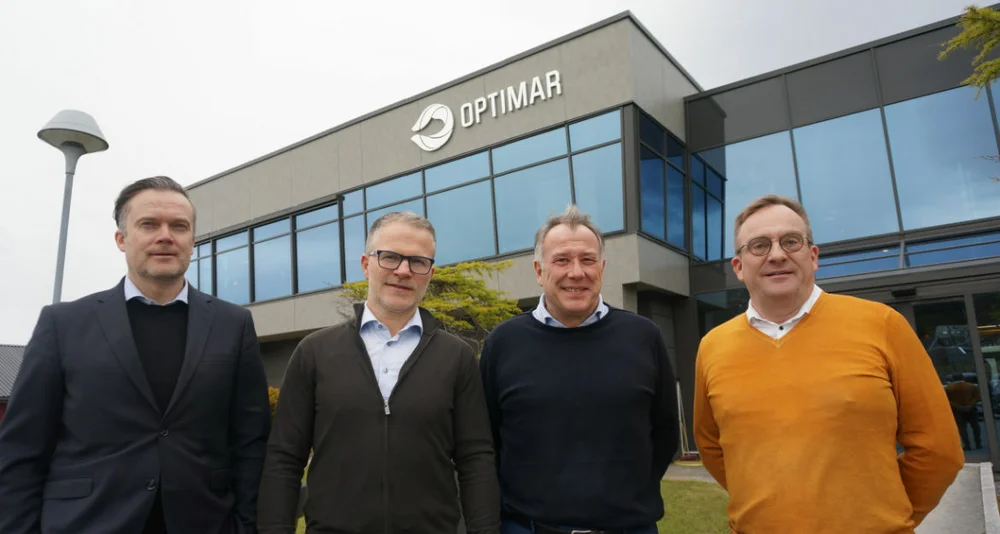 Frå venstre Noreg sjef Torgeir Folland i investeringsselkskapet Kaldbakur my Optimarsjef Sigurdur Olason avtroppande Optimarsjef Georg Saint Denis og styreleiar Eiríkur S Jóhannsson i Samherji Foto Ogne Øyehaug