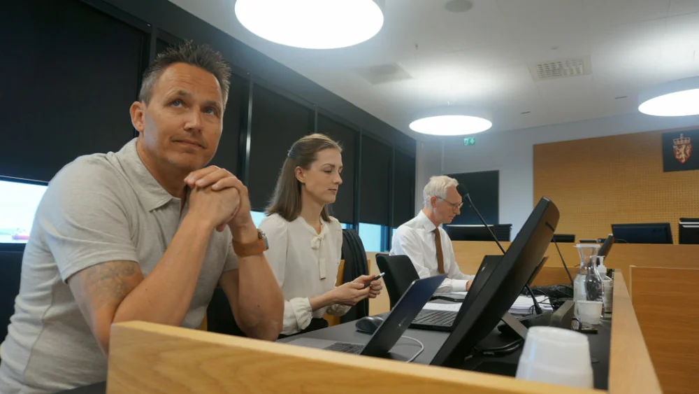 Nils Eirik Wenaas advokatfullmektig Anja Feder Grundtjernlien og advokat Andreas Stang Lund som representerer Strandgaten Brygge Foto Ogne Oyehaug