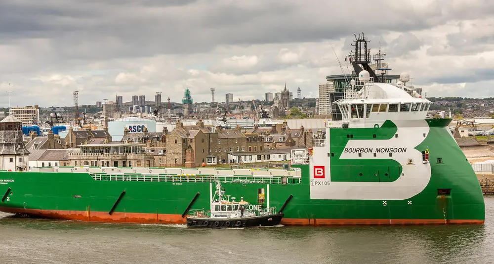 2048px Bourbon Monsoon 17775542233 1