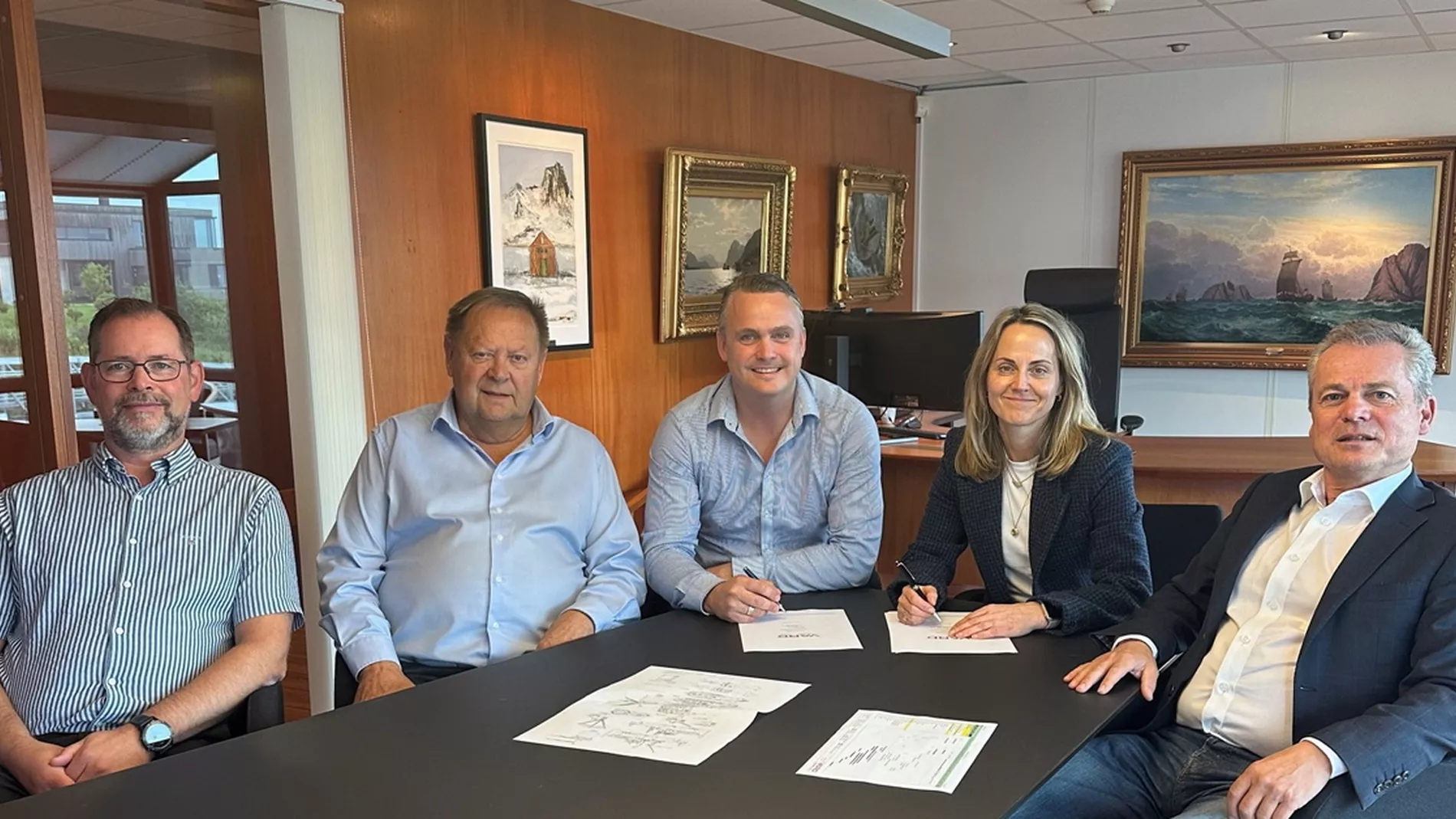 Rem offshore ny kontrakt signering Vard foto Rem