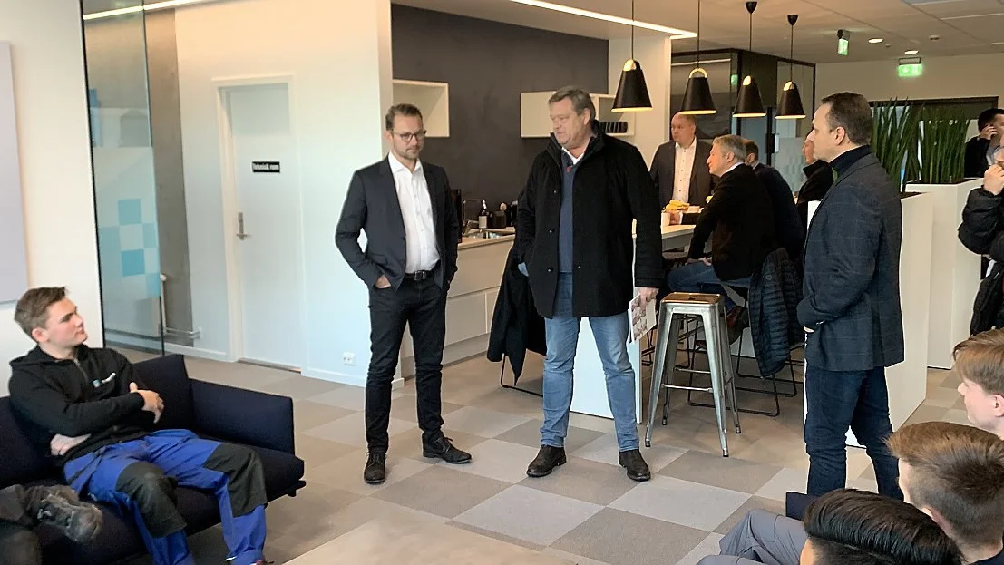 Nesvik stoettar kampen for yrkesfaga