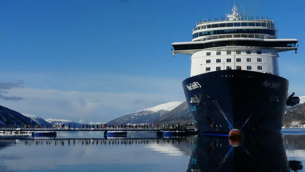 Gangbru Cruise 2023 Nordfjordeid foto Ogne