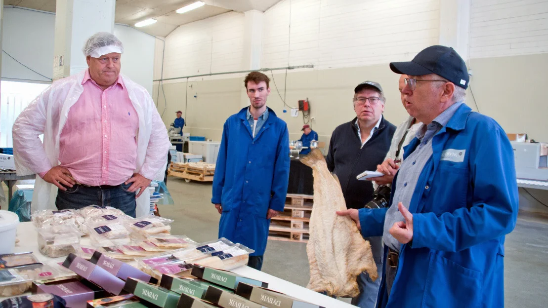 Klippfiskbroer mot gamle hoegder