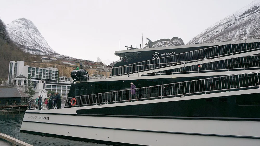 Hellesylt Geiranger tur retur paa batteri