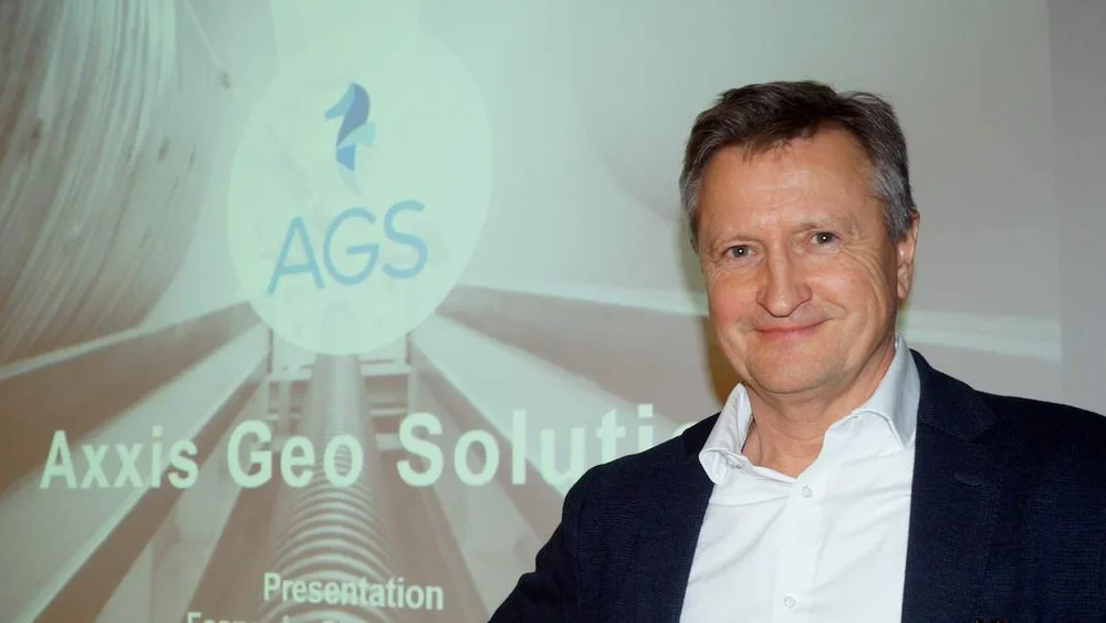 Har kasta korta i Axxis