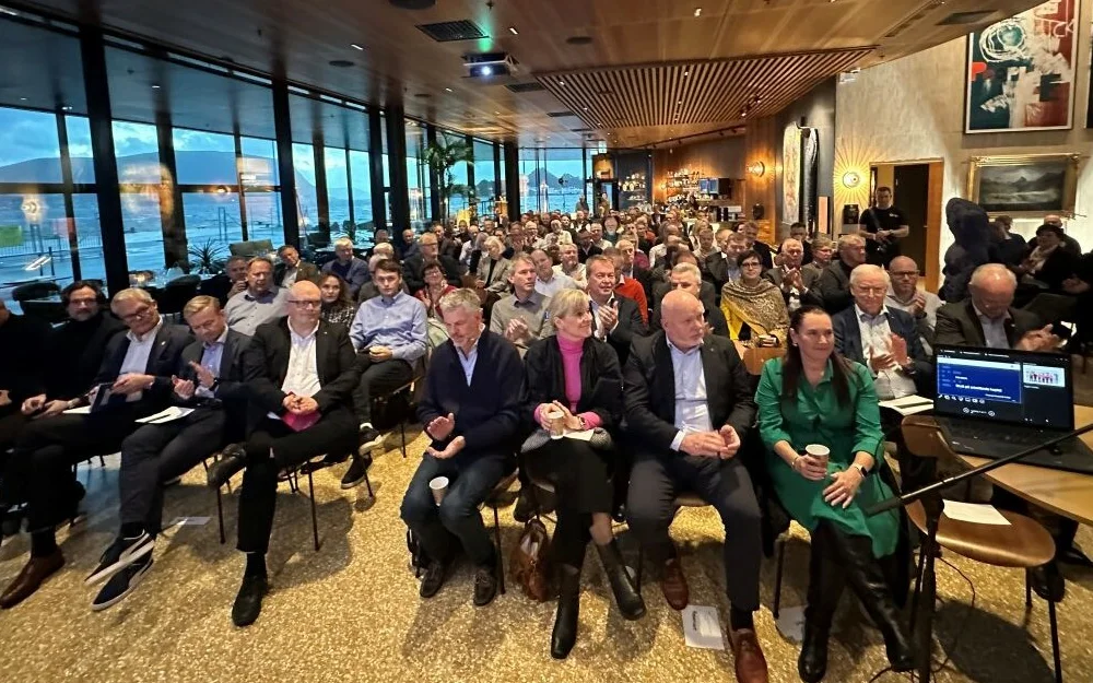 Folkemote formuesskatt Mjolstadneset oversikt foto Marius 2