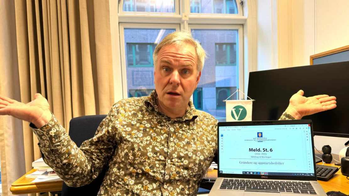 Alfred Bjorlo sjolvportrett