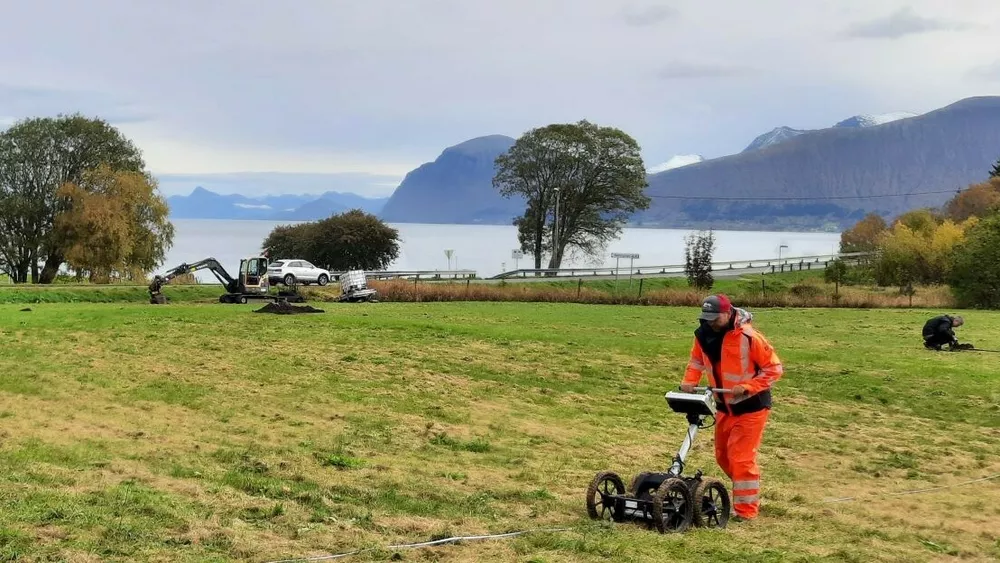 HJORUNGAVAG arkeologar VIKINGFUNN foto Arve Nytun More og Romsdal fylkeskommune 2