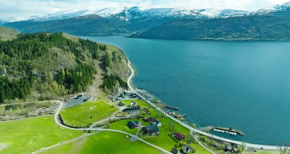 Lefdal mine data center utendors foto Lefdal Mine Datacenter