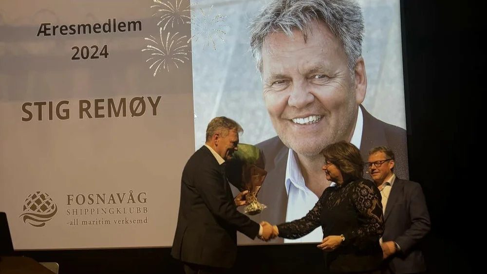 Stig Remoy aeresmedlem