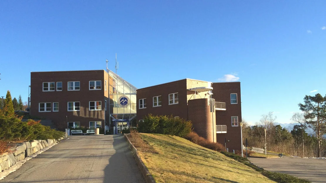 2048px Hogskolen i Molde 14035640645 1