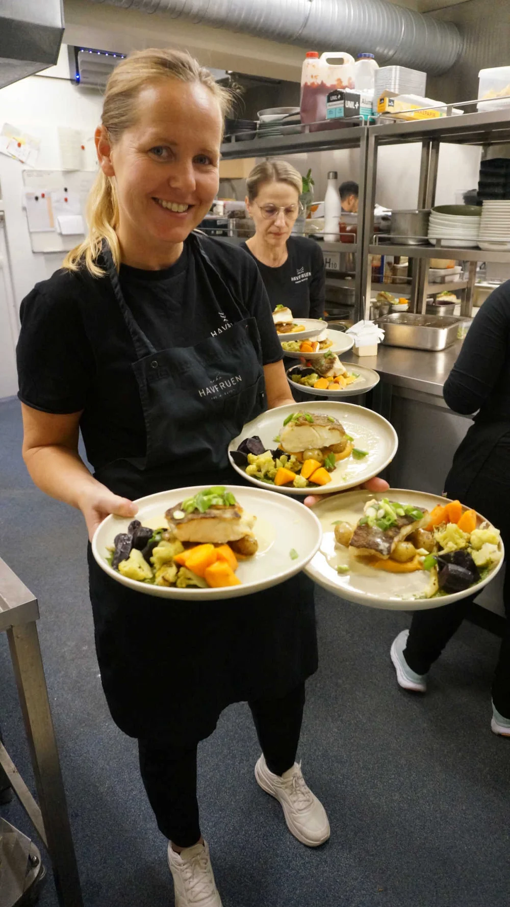 Havfruen Maloy Margrethe Gangsoy t v og Evita Jansone t h jpg foto Ogne