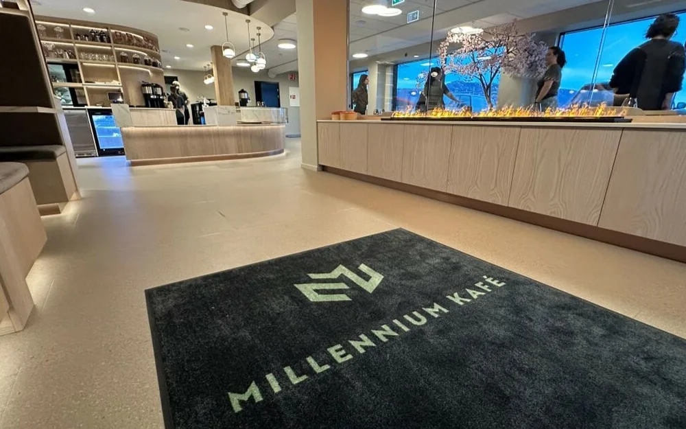 Millennium kafe inngang foto marius