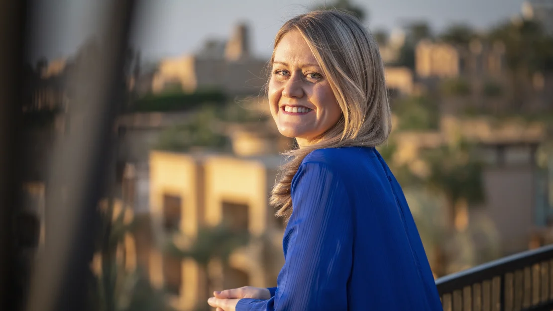 Rasar over krisepakken Titusenvis vil miste jobben