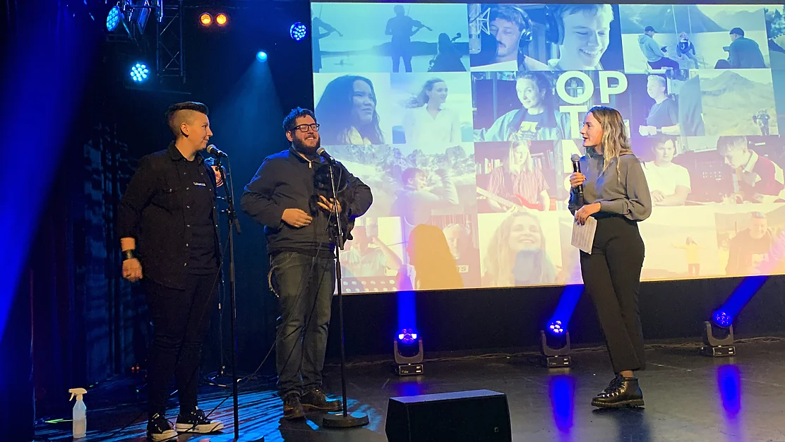 Eg forsoeker vere optimist men det er ikkje saa enkelt