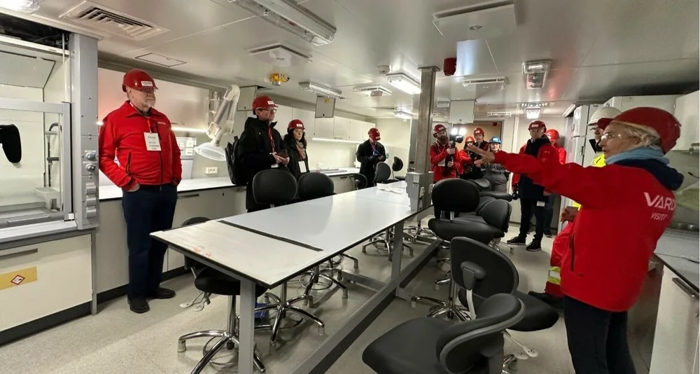 REV OCEAN laboratorium foto marius