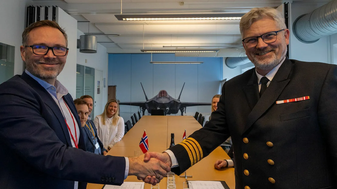 Torstein Hegstad og Foto Forsvarsministeriet