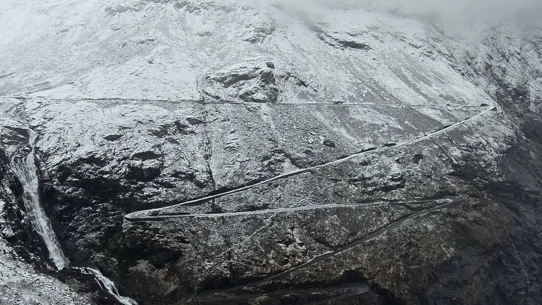 Trollstigen vinter foto Risa AS