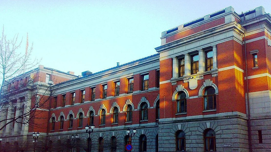 Olje siger til staten