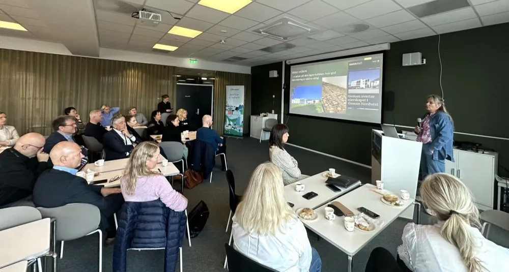 Frokostmote arbeidskraftloftet alesund foto Marius