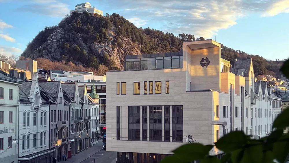 Sparebanken More hovedkontor Alesund foto Losen Studio 859d8f71e51cdcc79197ecd3648d156c