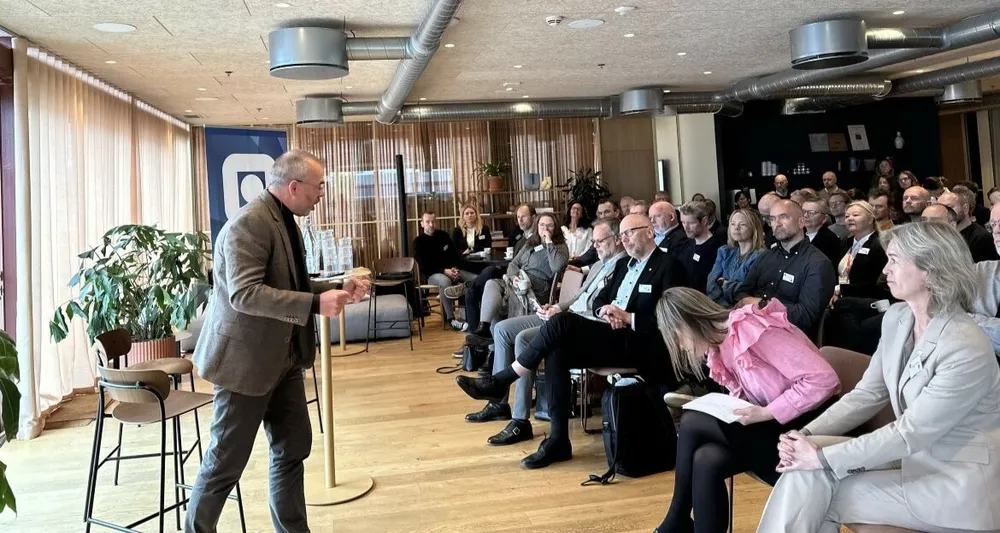 Ragnar Torvik foredrag foto Marius