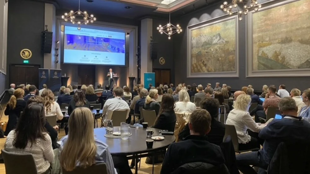 Ni N Arsmote Foto Paula