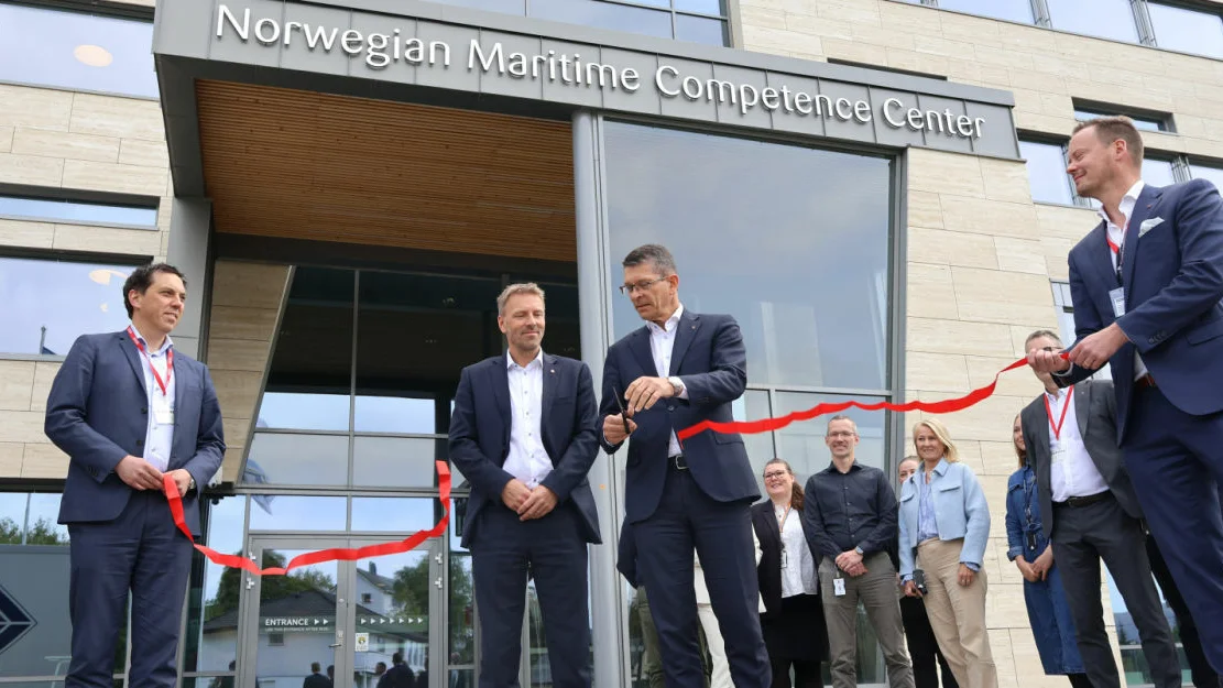 Sjomilitaert senter Kongsberg Alesund foto Ogne