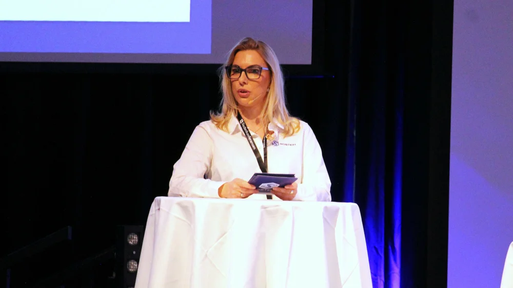 Melissa molund rostein