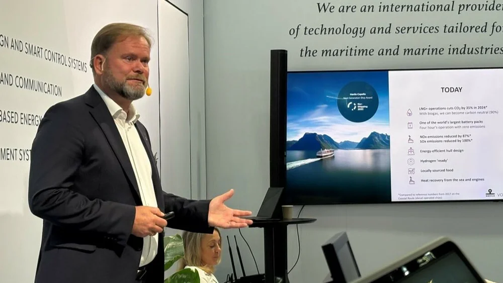 Bent Martini havila kystruten foto marius