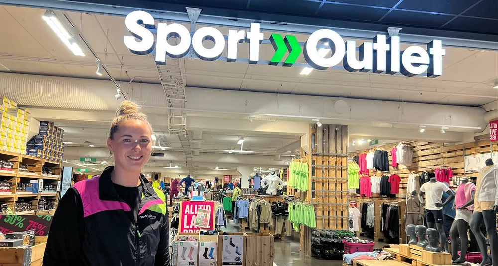 Butikksjef hos Sport Outlet Alesund Veronica Rotnes foto Karoline