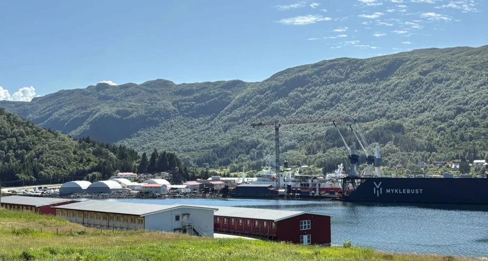 Myklebust verft fra nord foto Marius