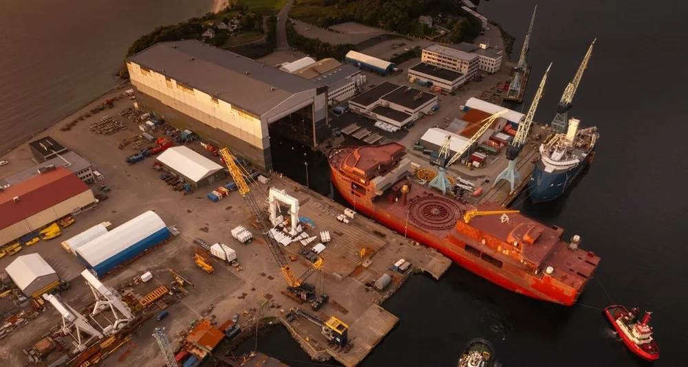 Ulstein Verft oversikt kabelskip Nexans Electra foto Oclin