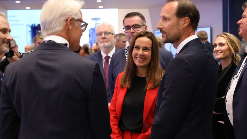 Fiskeriminister Marianne Sivertsen Naess og Kronprins Haakon hos MMC First Process pa Aqua Nor 2025 foto Ogne