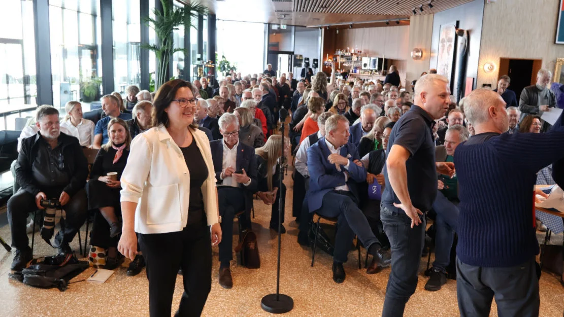 Folkemote Horisont Heroy formuesskatt aug 22 aug foto Ogne