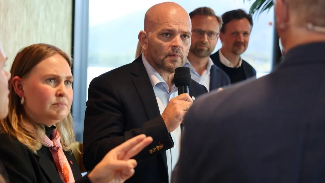 Ase Kristin Ask Bakke Geir Inge Lien Nikolai Astrup Dag Inge Ulstein foto Ogne