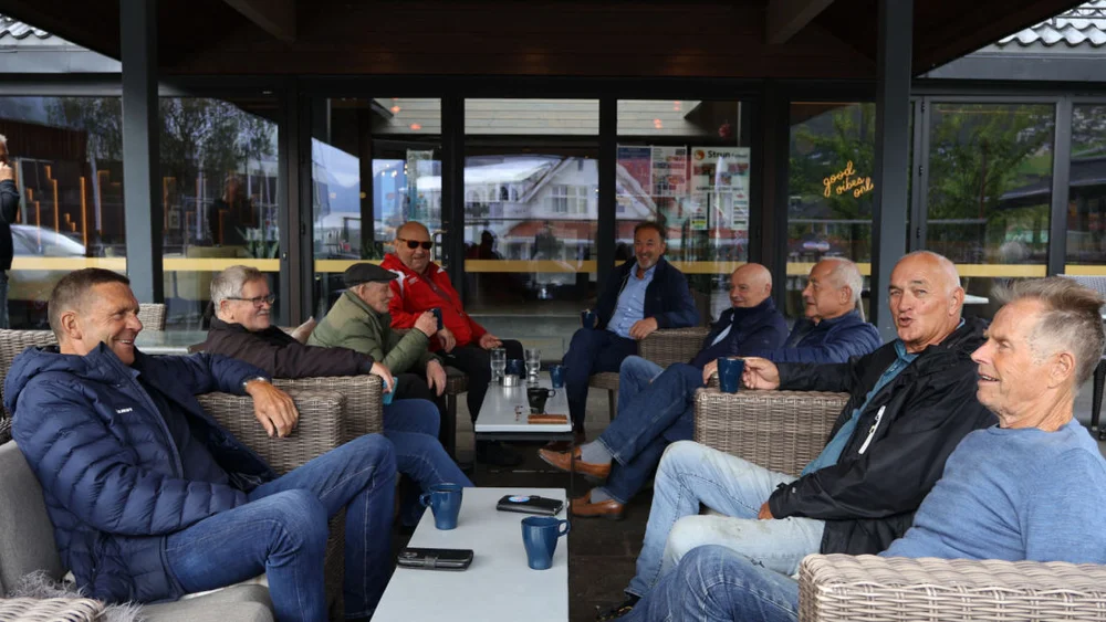 10 timen Isehaug Kafeteria foto Ogne