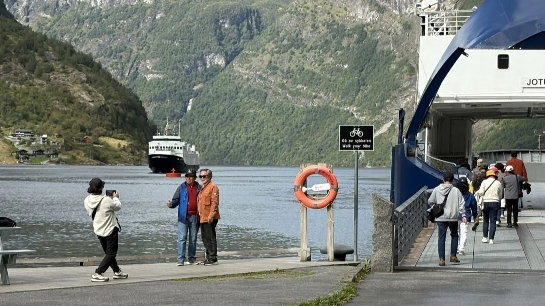 Geiranger turister september foto Marius