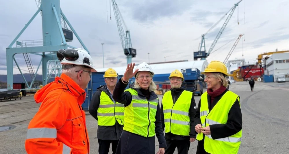 Marte Gerhardsen tv Gunvor Ulstein Bradley Gunnarstein foto Marius