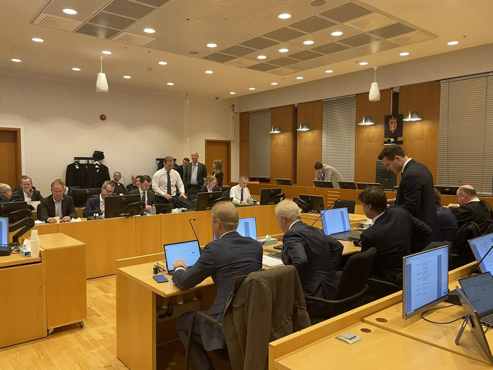 A0 F7 DC80 012 A 4494 8740 DCD92 D4221 C5 1 105 c