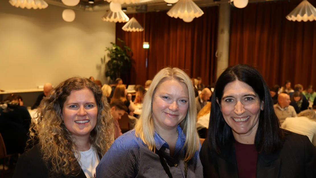 FV Sofie Helland Pivot Christine Rorvik Alesund Kommune og Cathrin Odegard Pivot foto Ogne