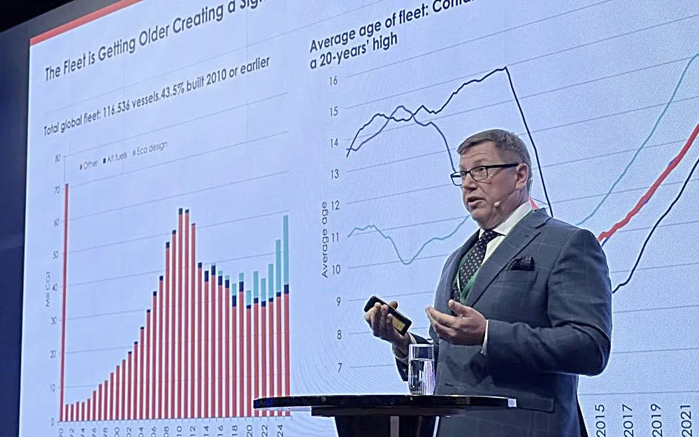 Jorn K Bakkelund Clarksons verftskonferansen foto Marius