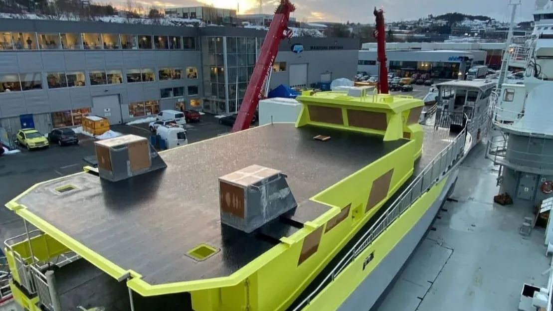 Maritime partner ambulansebat foto maritime partner 22