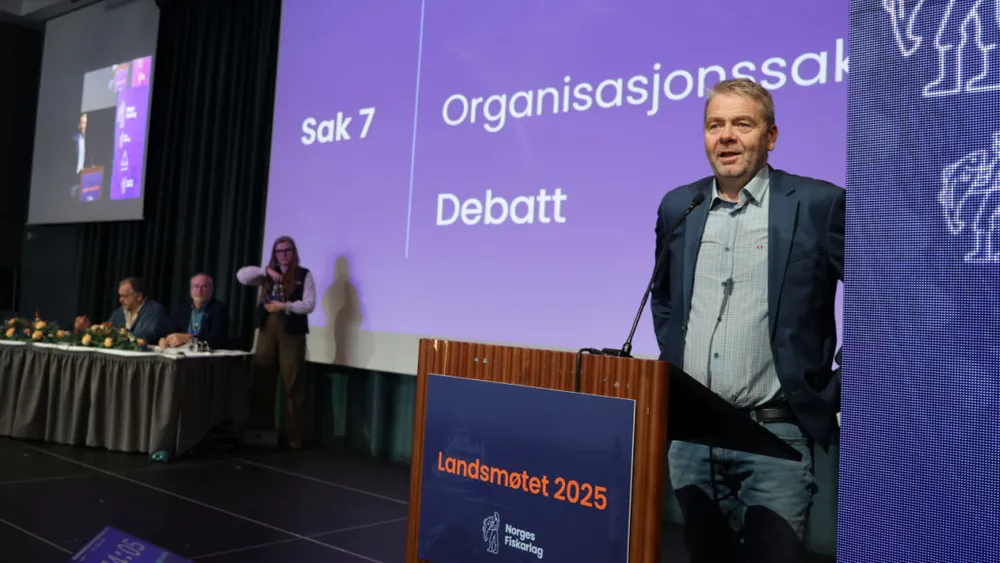Roger Hansen tidl leier Nord fiskarlag pa Norges Fiskarlags landsmote i 2025 foro Ogne