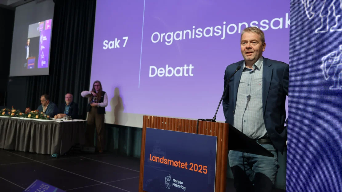 Roger Hansen tidl leier Nord fiskarlag pa Norges Fiskarlags landsmote i 2025 foro Ogne