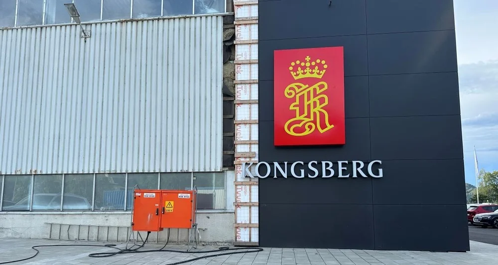 Kongsberg ombygging logo foto Marius
