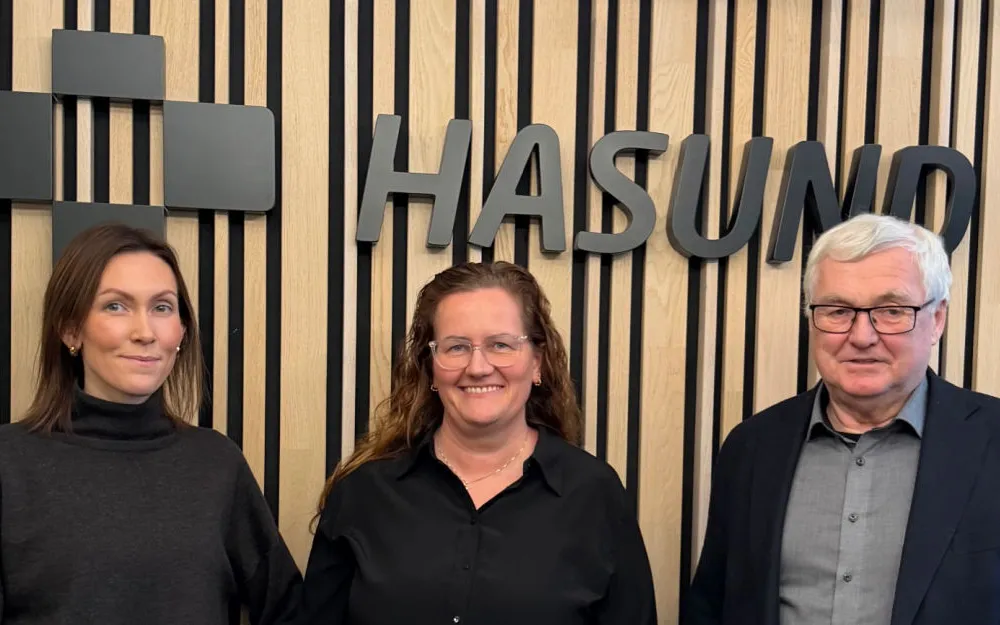 Hasund av fv Marte S hasund Christina W hauge og Asborn Hasund foto Hasund as